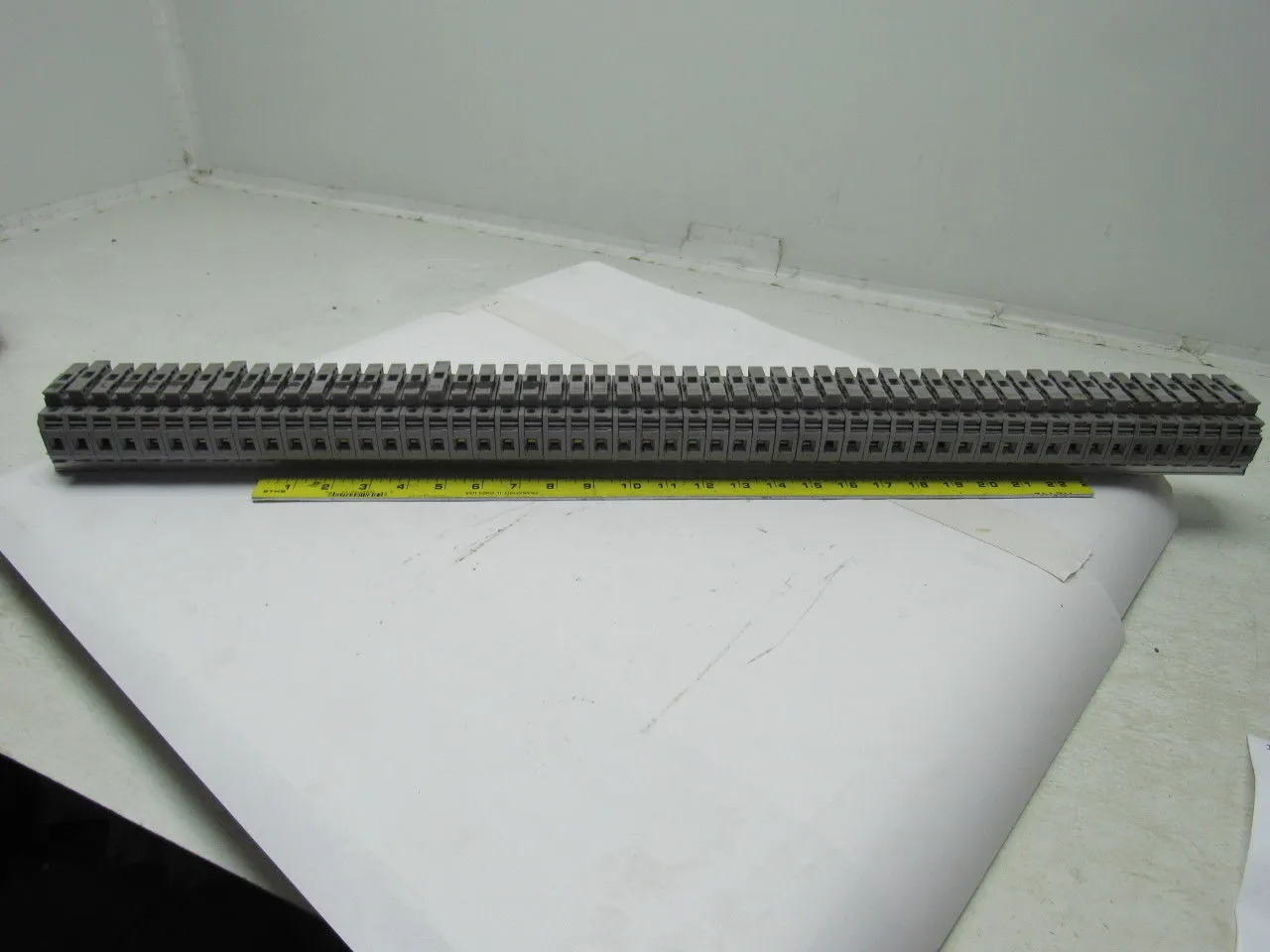 Entrelec 011537805 M10/16 Fuse Holder Terminal Block Din Rail Mount  Lot of 50
