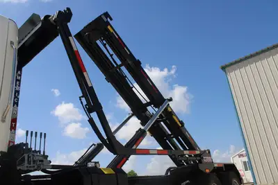 Used 2017 FREIGHTLINER 114SD Rolloff Trucks Texas US | Roll Off Truck World #1491773