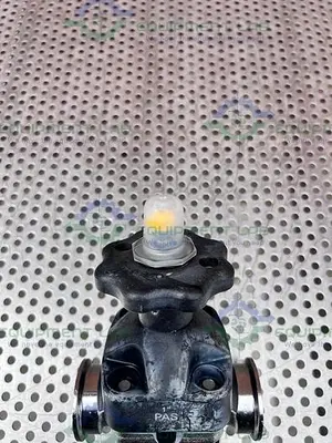 USED ITT PURE FLO 1-F-419-6-4-TM-963S-CWP150 DIAPHRAGM VALVE W/ 1" SANITARY FITTING