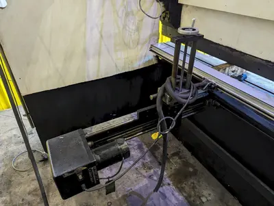230 TON X 12' PACIFIC MODEL J230-12 HYDRAULIC PRESS BRAKE WITH AUTOMEC CNC BACK GAUGE