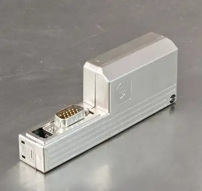 Allen Bradley 2090-K60K Servo-Motor Male Connector 15-Pin. 4D-18
