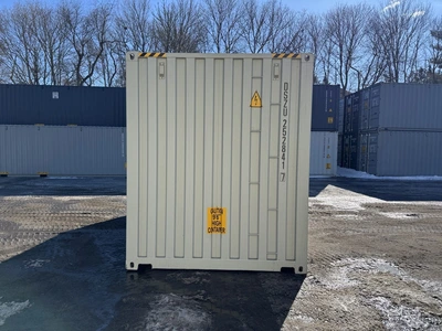 NEW 2024 TRITON V300ULC