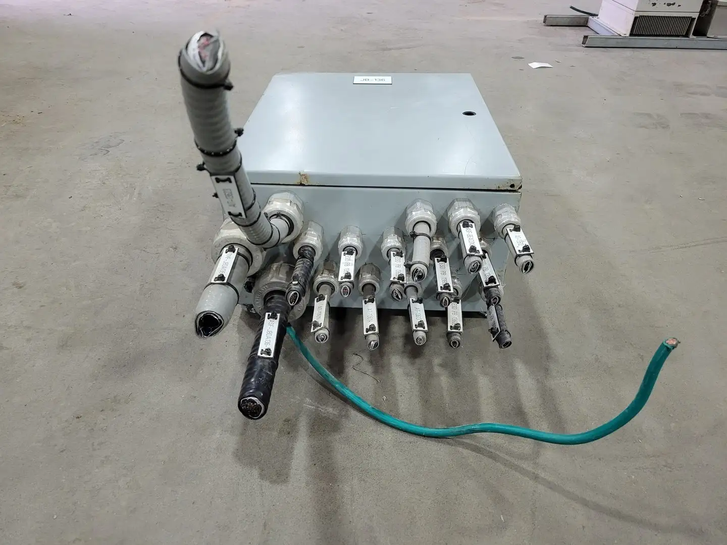 USED HOFFMAN CSD20168