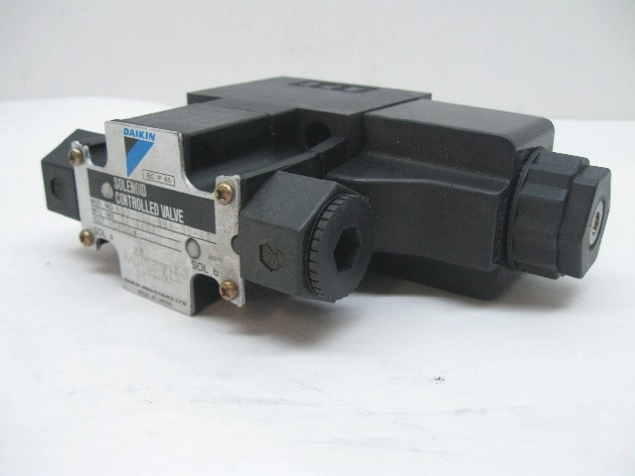 NEW DAIKIN KSO-G02-8BA-30-4T