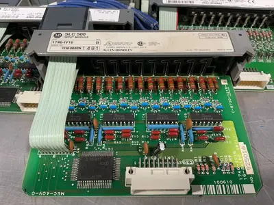 Used ALLENBRADLEY 1746IV16 PLC Input & Output Ohio US | HGR 24 #1507644