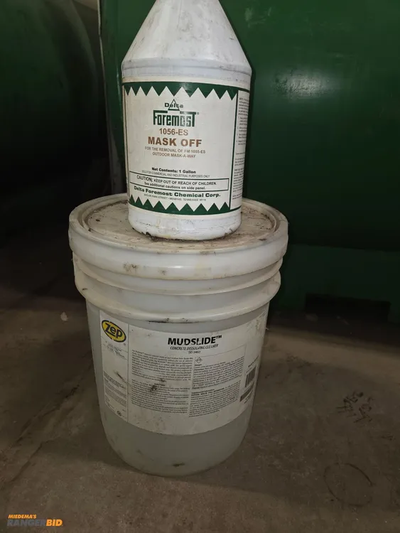 Used 5 GALLONS MUDSLIDE AND MASK OFF CONCRETE REMOVAL _UNKNOWN_ Chemicals, Fluids & Lubes | Miedema Asset Management Group #797852