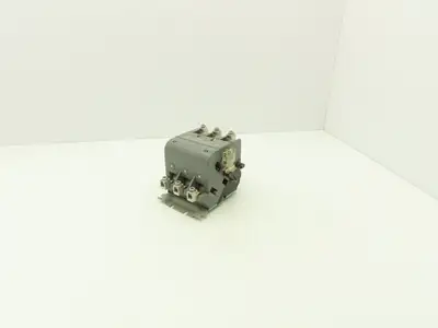 Furnas 40HP32AF Contactor Motor Starter 3Ph 600v 50Hp Ser A Coil 120v Size 3 90A