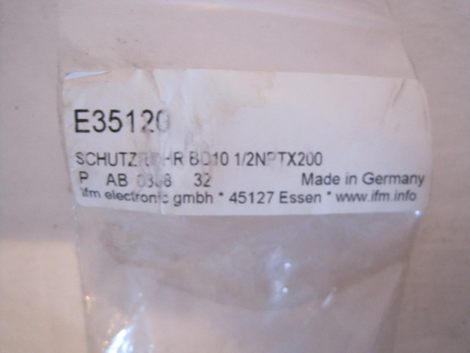 NEW EFECTOR E35120 THERMOWELL 1/2 NPT 200MM