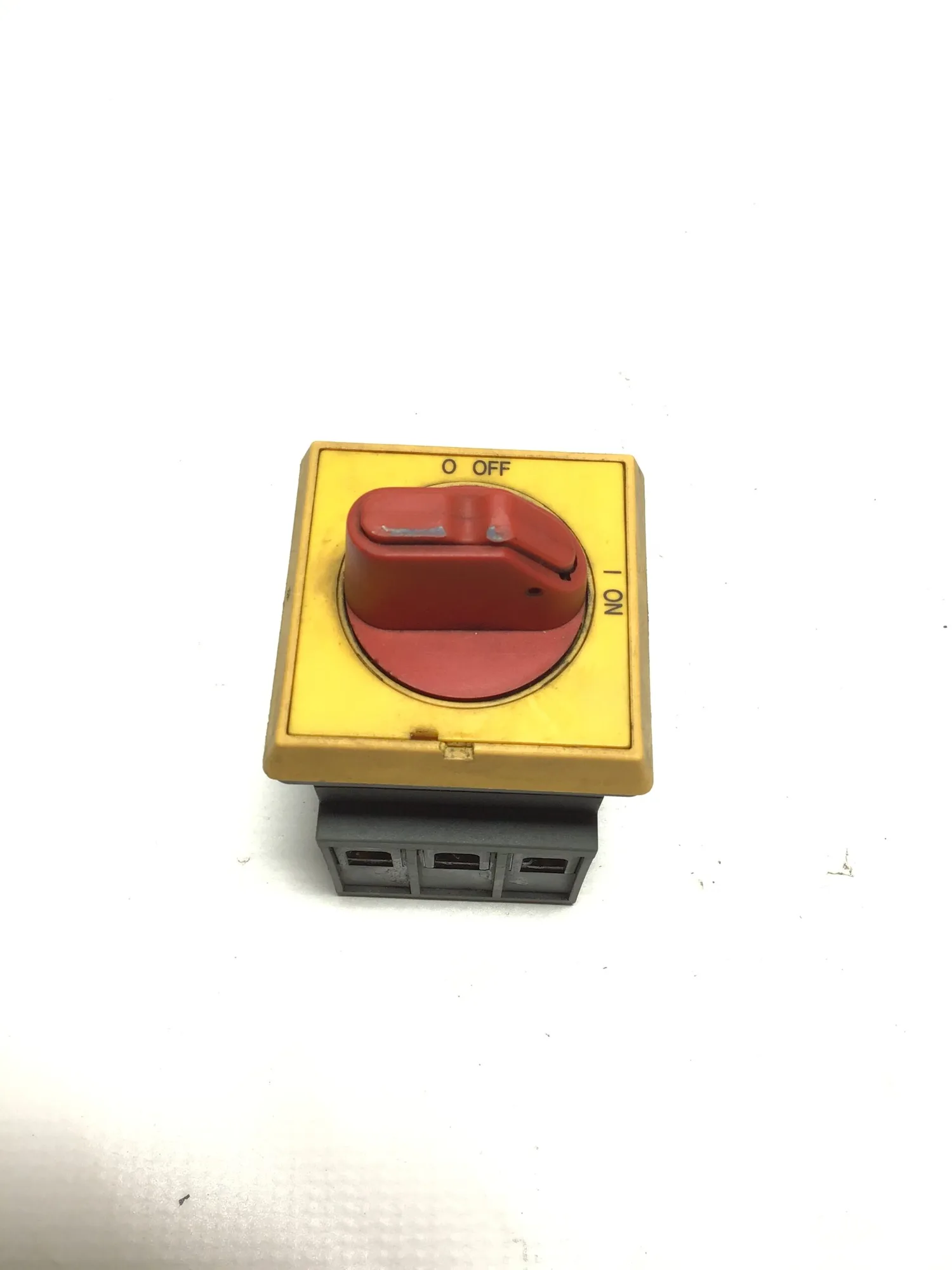 ABB OT63ET3 General Purpose Switch 80A 3PH 40HP