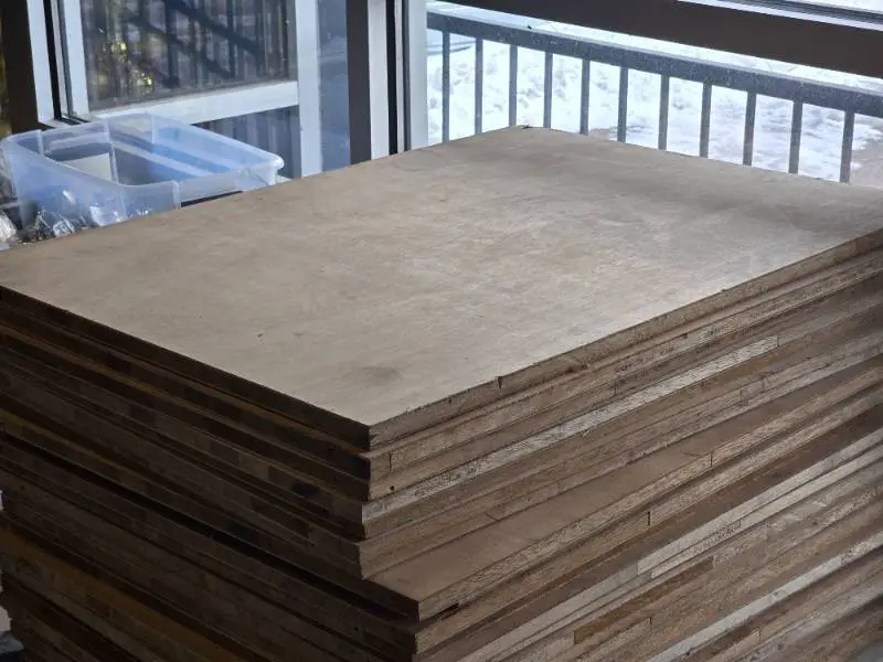 Lot of (12) Sandeply Plywood Sheets 5/8" x 32" x 24"