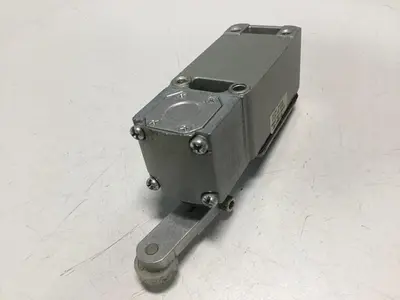 USED TELEMECANIQUE C2JK05