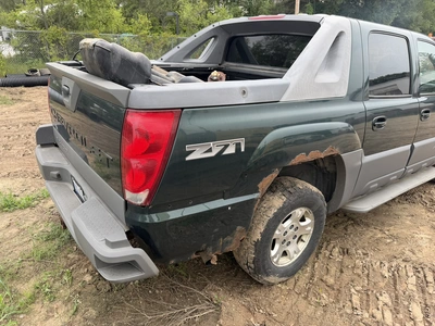 Used 2002 CHEVROLET AVALANCHE Z71 Pickup Trucks Michigan US | Miedema Asset Management Group #1372343