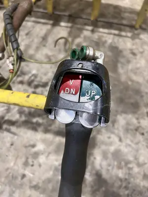 400 LB AIMCO PART LIFTER: STOCK #23486