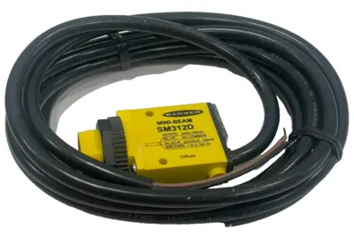 NEW BANNER ENGINEERING SM312D PHOTOELECTRIC SENSOR