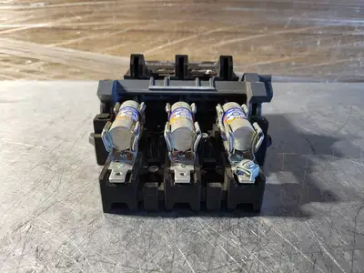 Used ALLEN-BRADLEY 1494F-FS30 Misc Electrical & Power Parts British Columbia CA | Lenmark #250122