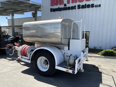 Used 1983 PAC POWER HWIL1000 Liquid Supply Trailers California US | Big Truck & Equipment #1438099