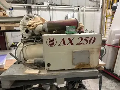 USED AXYZ 7012