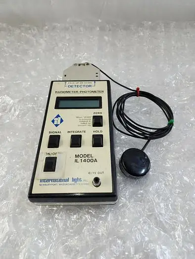 INTERNATIONAL LIGHT RADIOMETER- PHOTOMETER IL 1400