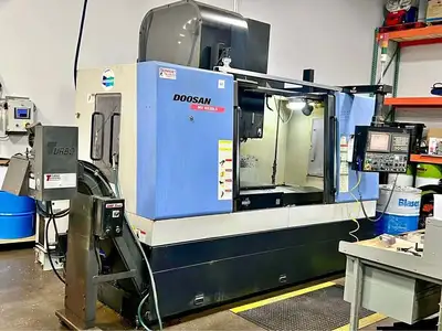 2007 DOOSAN MV-4020LS Vertical Machining Centers | 520 Machinery Sales LLC (2)