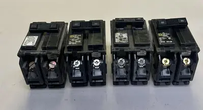 Used SQUARE D HOM230 Miscellaneous Equipment (Electrical & Power) | Surplus Asset Holdings #1200339