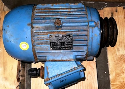 Sumitomo drive for HX-550 screw press with motor.