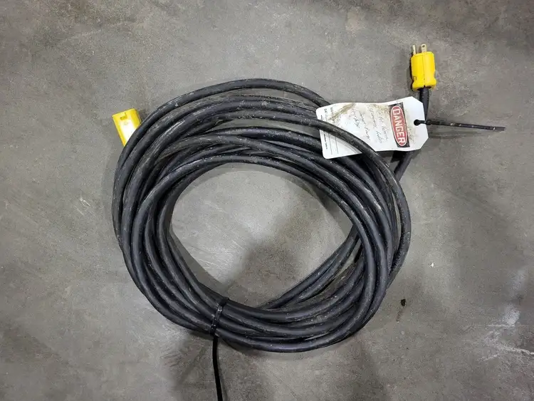 Used SOUTHWIRE _UNKNOWN_ Cable & Wire British Columbia CA | Lenmark #250602
