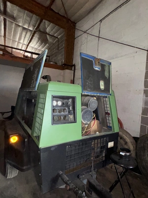 Used 2008 SULLAIR 225HCAT Air Compressors, Portable Texas US | Fiberstorm communications #1426232