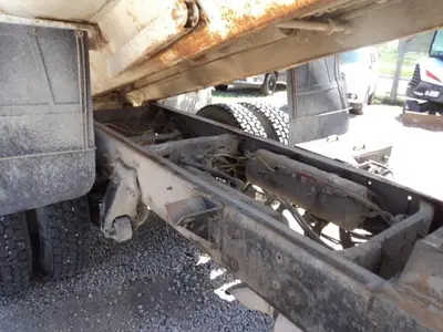 Used 2001 STERLING STERLINGACTERRA Dump trucks Manitoba CA | Conquest Truck & Auto Sales #1421326