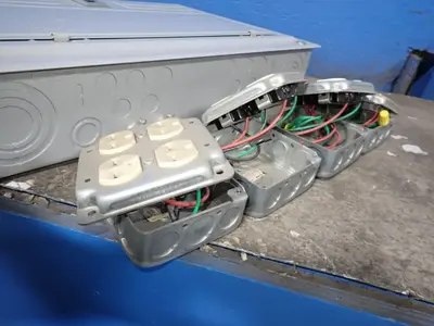 USED SIEMENS P1224L3125CU