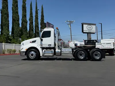 Used 2015 PETERBILT 579 Tractors & Trailers California US | Lillo Machinery #1542383