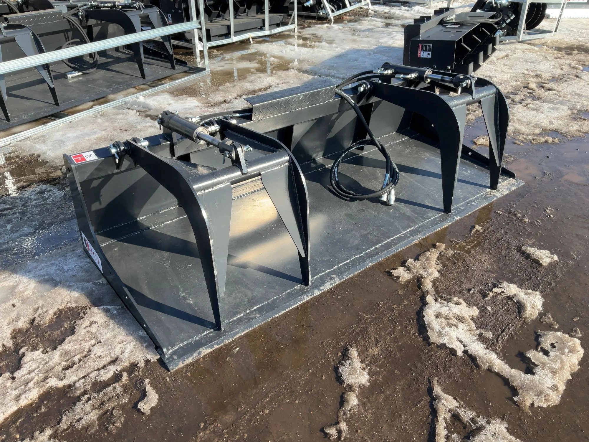 Used JCT GRAPPLE BUCKET SKID STEER ATTACHMENT Grapple Buckets Michigan US | Miedema Asset Management Group #1329016