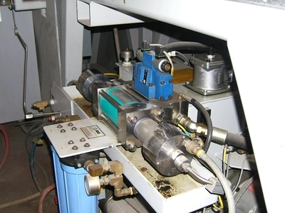 USED 2005 FLOW WATERJET