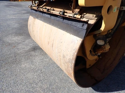 Used 2013 CATERPILLAR CB54B Tandem Rollers Massachusetts US | Brookside Equipment Sales #1455059