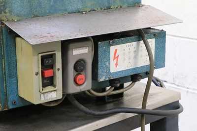 USED 1988 Amada TEG-160E, NEW 1988, COOLANT, 3-JAW CHUCK,