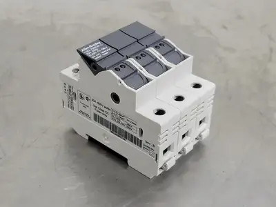 USED ALLEN-BRADLEY 1492-FB3C30-L
