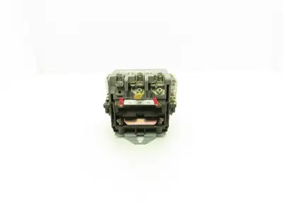 Furnas 40HP32A* AC Contactor Motor Starter 50Hp 600VAC 3Ph 120V Coil
