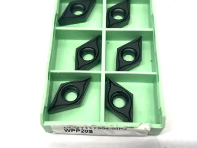 USED WALTER DCGT11T304-MP4 TIGER-TEC SILVER TURNING INSERTS