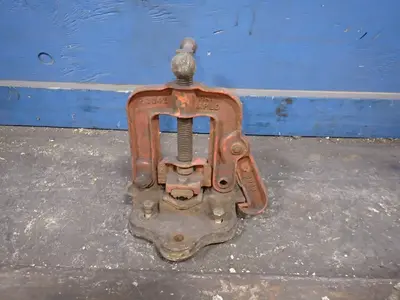 USED NYE 70