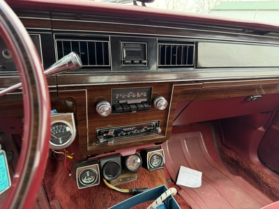 USED 1981 FORD CROWN VICTORIA