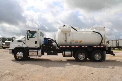Used 2018 FREIGHTLINER 114SD Septic/Sewer/Vacuum Trucks Texas US | Roll Off Truck World #1491812