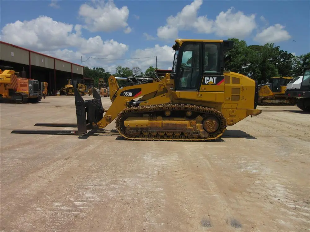 USED 2018 Caterpillar 963K
