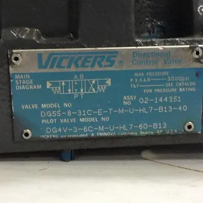 USED VICKERS DG4V-3-6C-M-U-HL7-60-B13