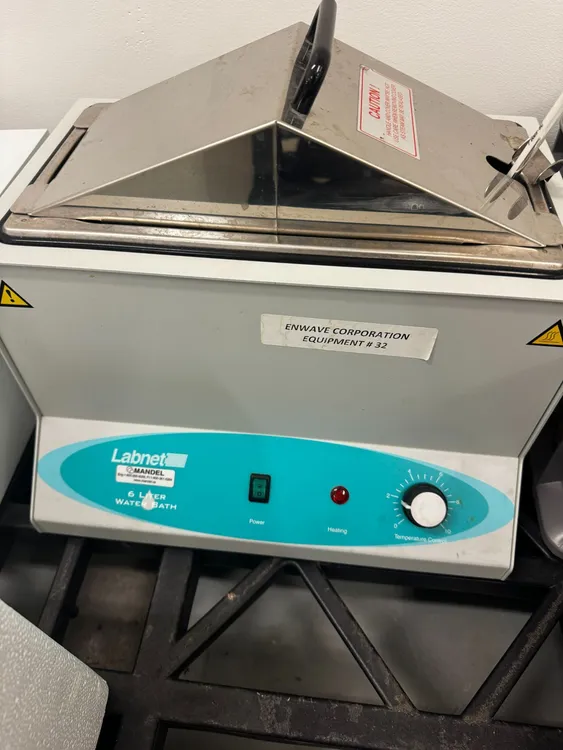 Used Labnet W1106 Lab Water Baths British Columbia CA | Enwave Corp. #1503873
