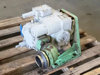 USED SAUER DANFOSS 24-7020 CW