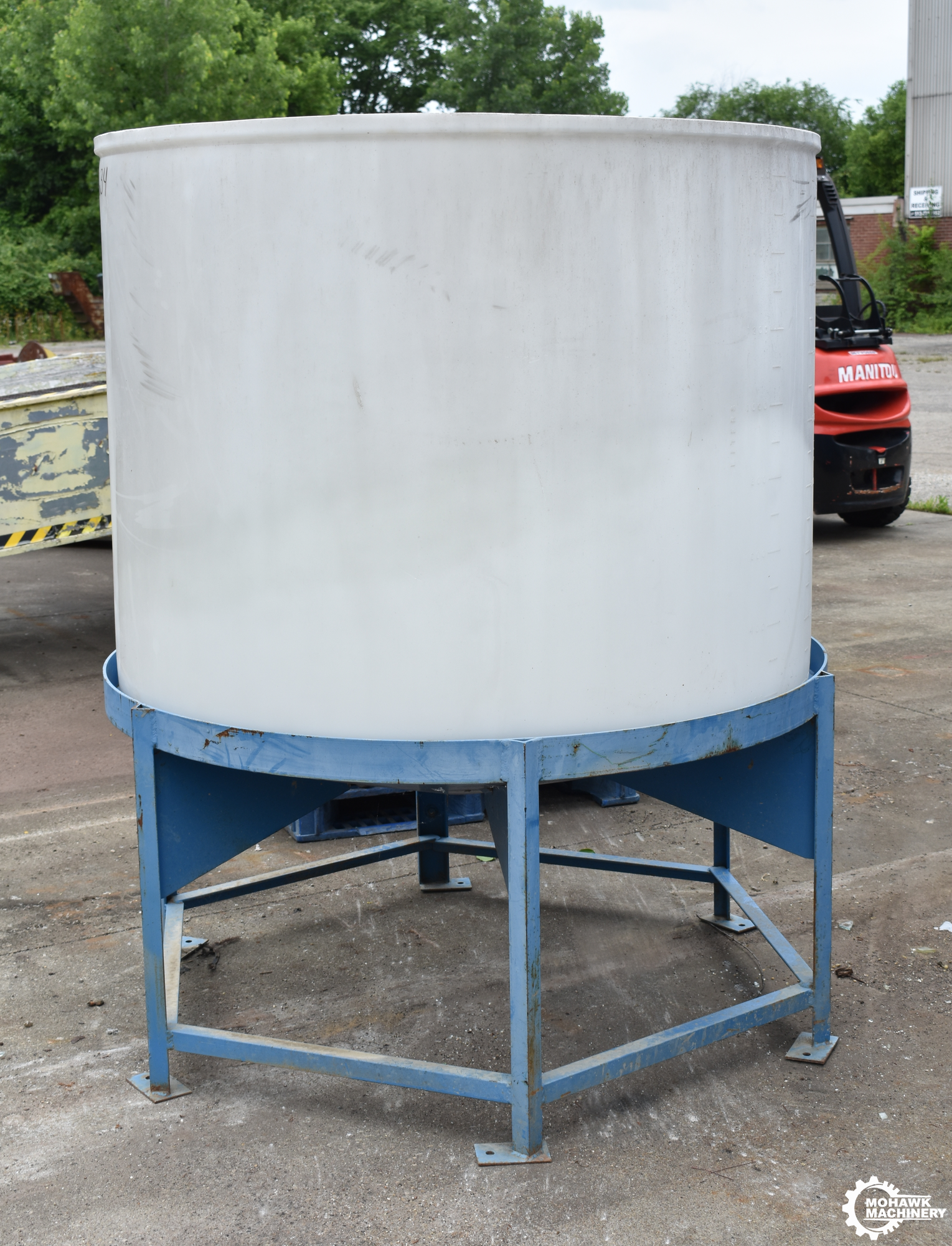 425 GALLON (APPROX) VERTICAL PLASTIC STORAGE TANK w/FABRICATED STAND - 54” TANK DIAMETER - 42” TANK HEIGHT