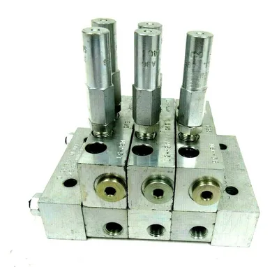 NEW LUBRIQUIP MSP-5T VALVE DIVIDER 3 STACK MSP-5S MSP5T