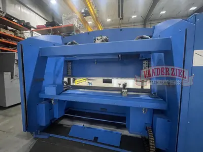 Adira Prima Power 10' x 110 Ton Press Brake - 2011
