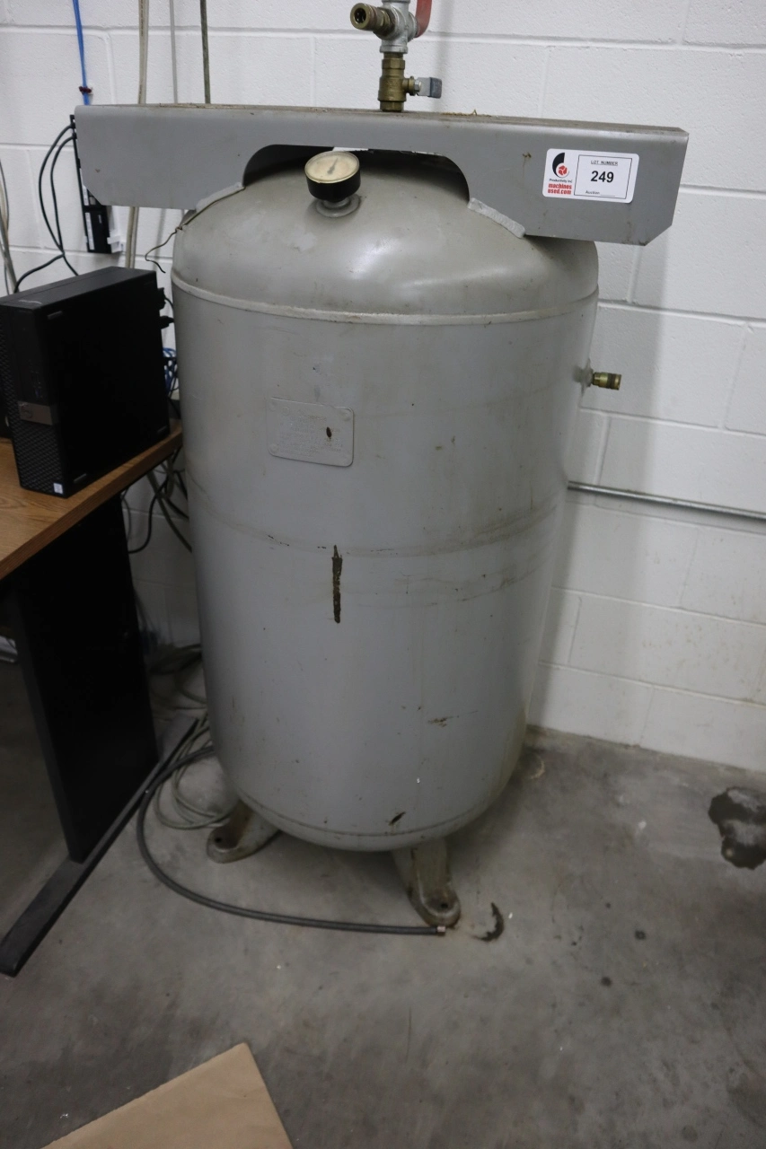 Used STEEL FAB AIR TANK Air Compressors (Misc) Minnesota US | Machinesused.com #1371161