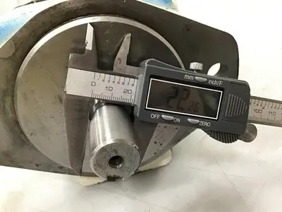 USED VICKERS 2520V17A12
