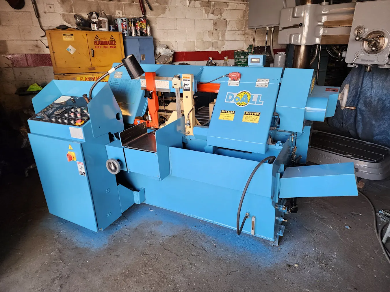 Used DOALL C-305A Horizontal Band Saws Minnesota US | INTER-PLANT SALES #1371295